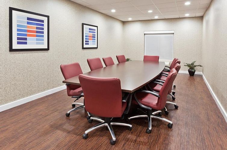 Holiday Inn Express Rome-East, an IHG Hotel