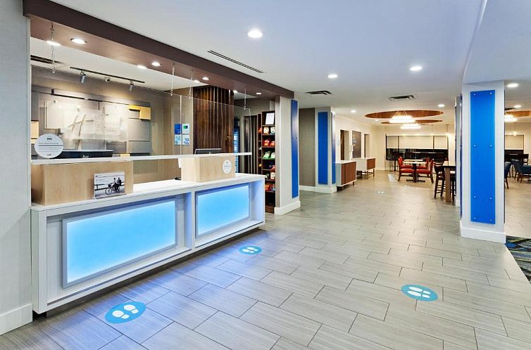 Holiday Inn Express Rome-East, an IHG Hotel