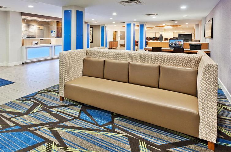 Holiday Inn Express Rome-East, an IHG Hotel