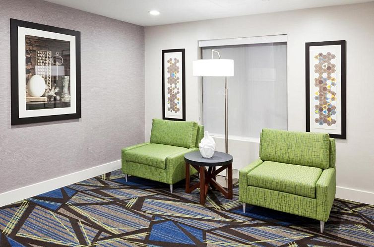 Holiday Inn Express Rome-East, an IHG Hotel