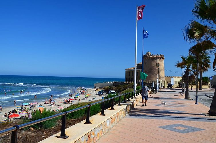 Vrijstaande woning in Pinar de Campoverde