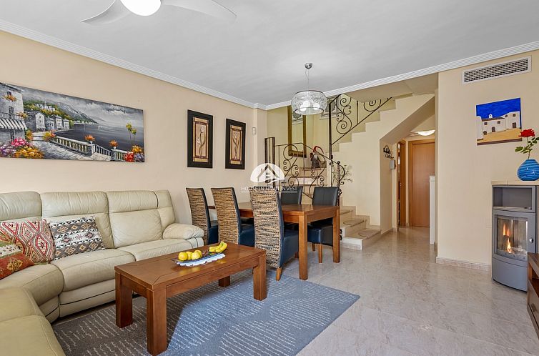 Geschakelde woning in Orihuela