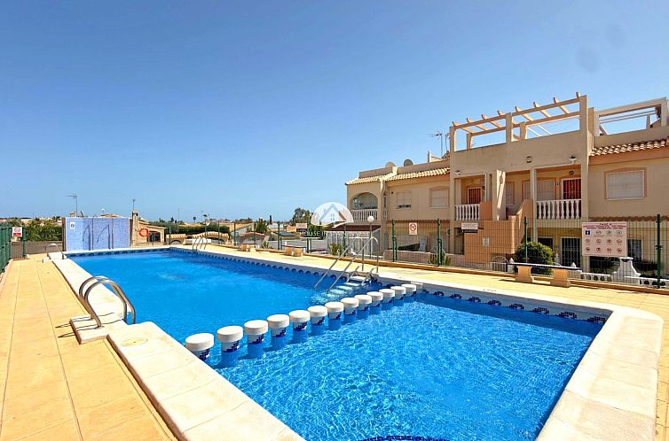 Geschakelde woning in Orihuela
