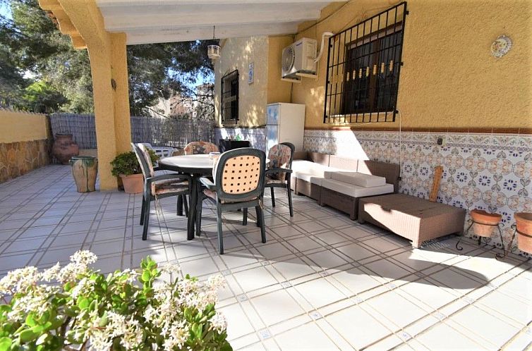 Chalet in Orihuela