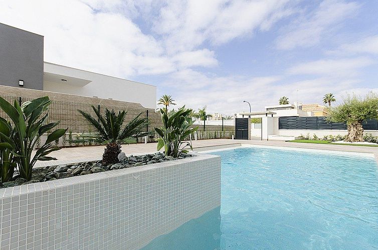 Vrijstaande woning in Orihuela