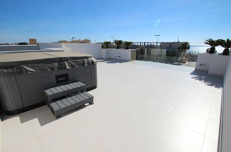 Vrijstaande woning in Orihuela