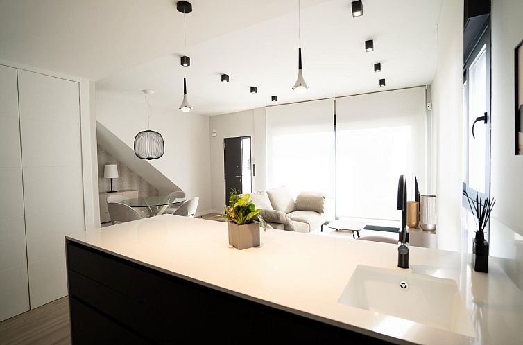 Geschakelde woning in Orihuela