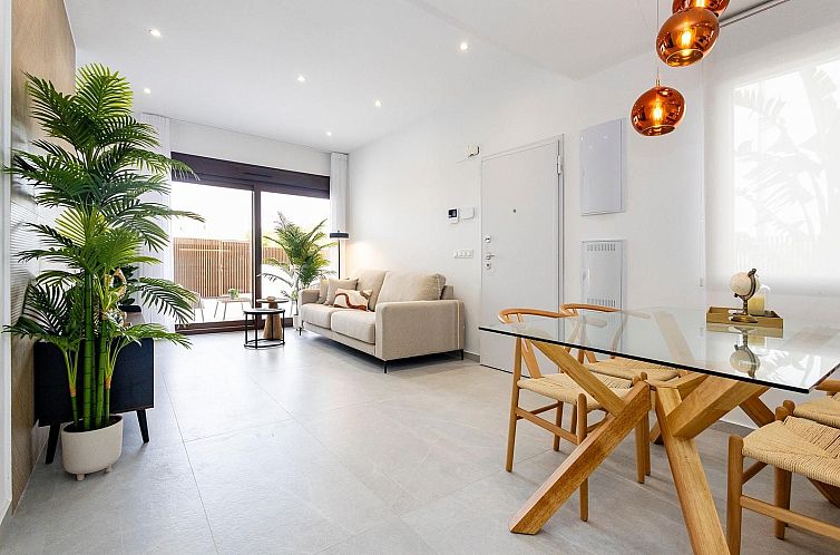 Geschakelde woning in Orihuela