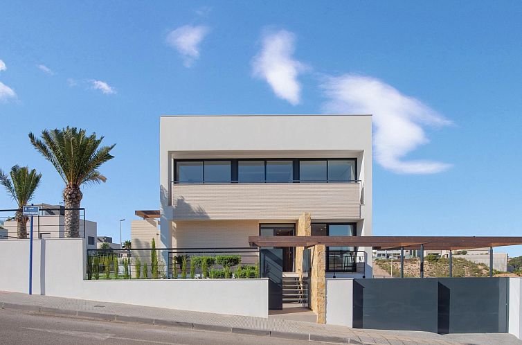 Vrijstaande woning in Orihuela