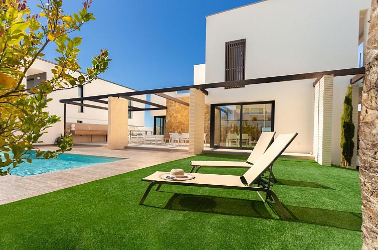 Vrijstaande woning in Orihuela