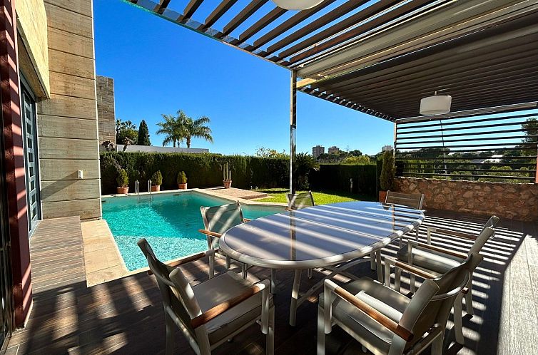 Chalet in Orihuela