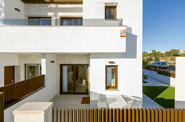 Geschakelde woning in Orihuela
