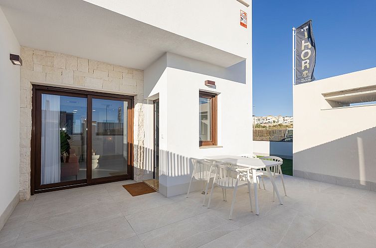 Geschakelde woning in Orihuela