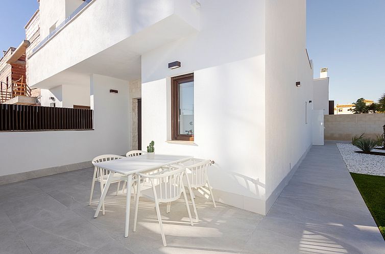 Geschakelde woning in Orihuela