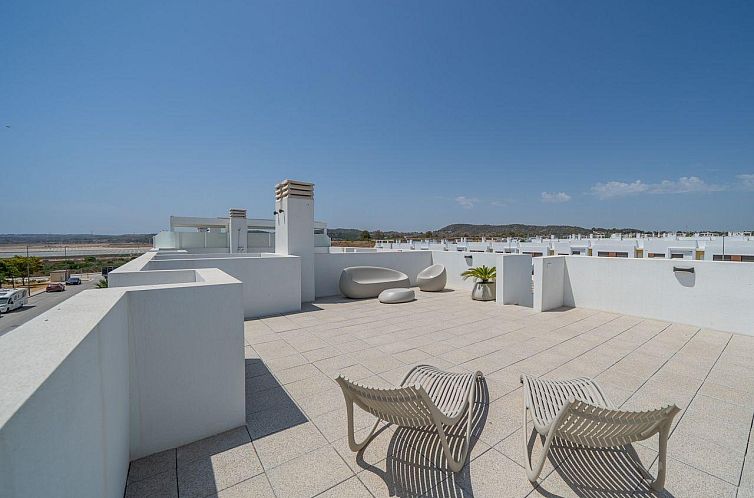 Geschakelde woning in Orihuela
