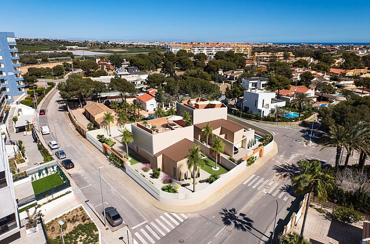 Geschakelde woning in Orihuela