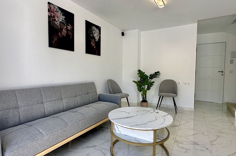 Geschakelde woning in Orihuela