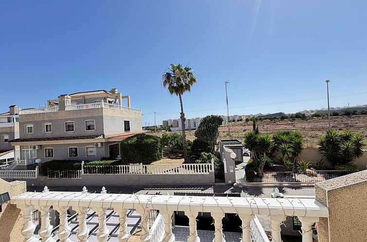 Geschakelde woning in Orihuela