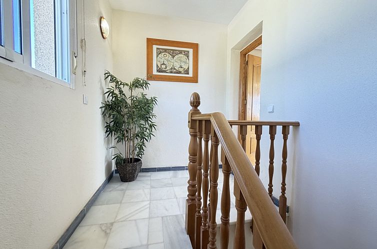 Geschakelde woning in Orihuela