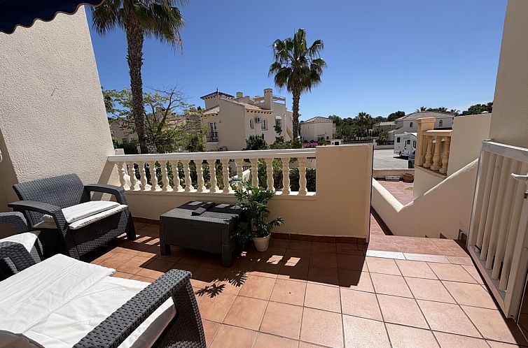 Geschakelde woning in Orihuela