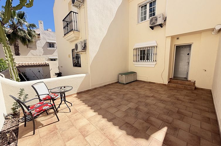 Geschakelde woning in Orihuela