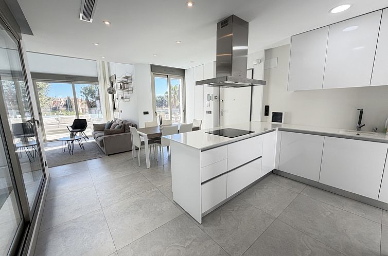 Geschakelde woning in Orihuela