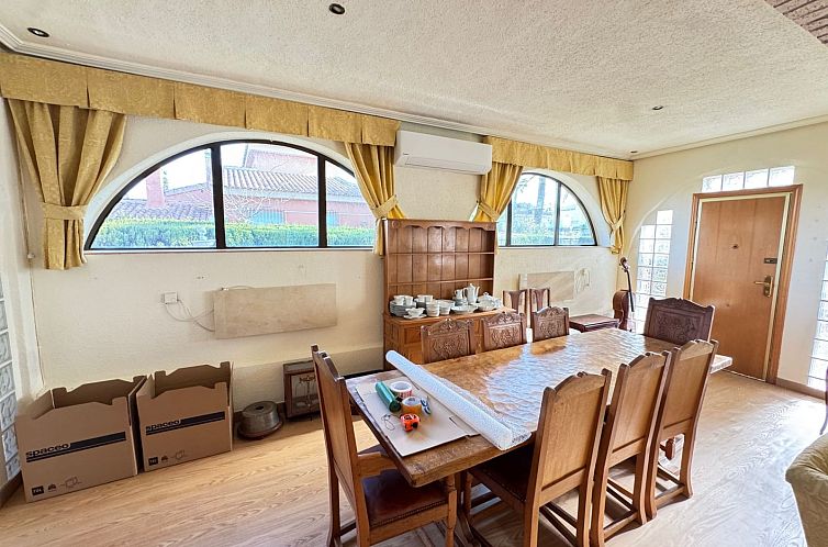 Geschakelde woning in Orihuela