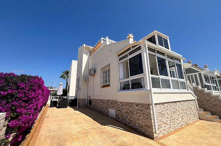 Vrijstaande woning in Orihuela