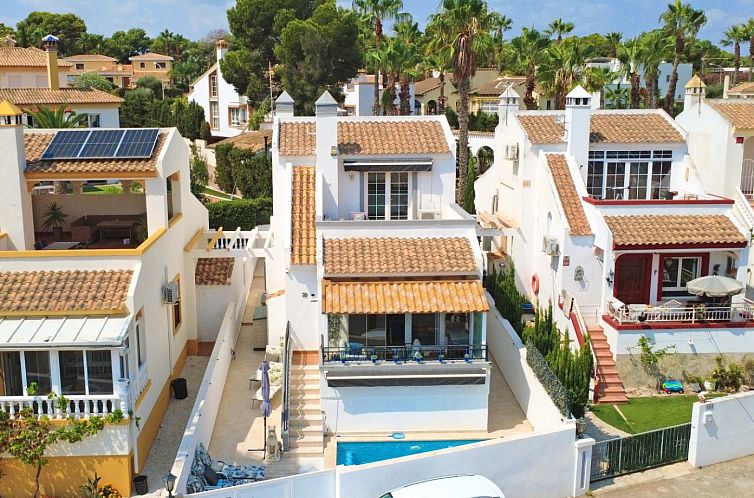 Geschakelde woning in Orihuela