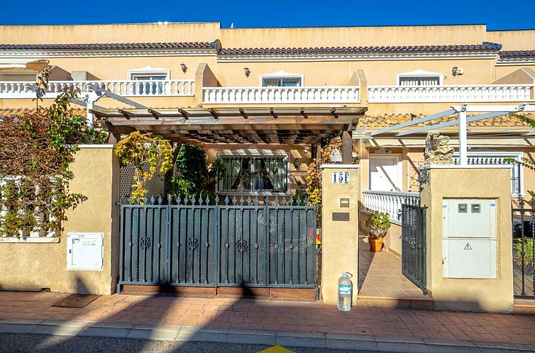 Geschakelde woning in Orihuela