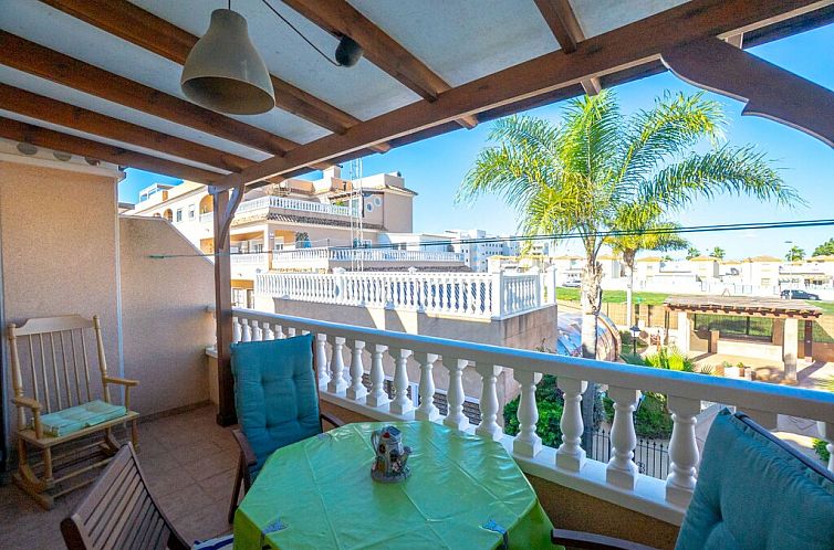 Geschakelde woning in Orihuela
