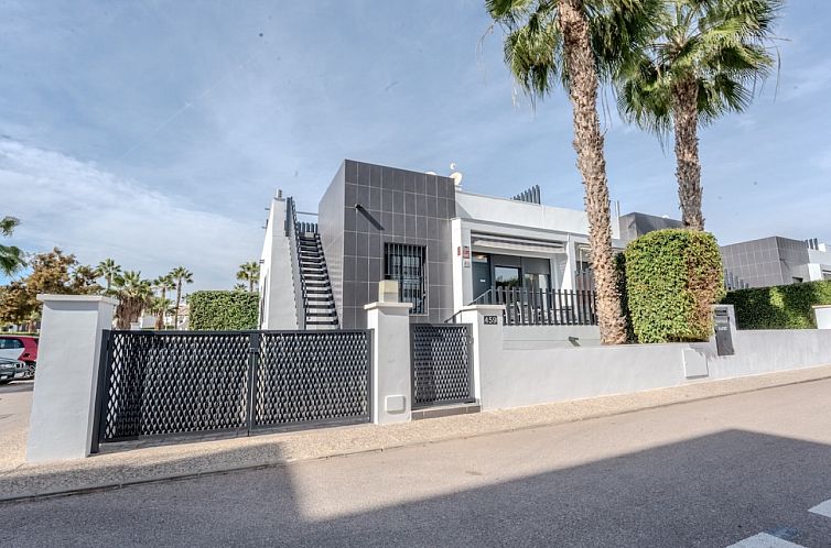 Chalet in Orihuela