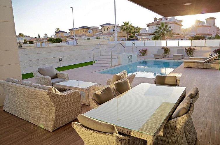 Vrijstaande woning in Orihuela