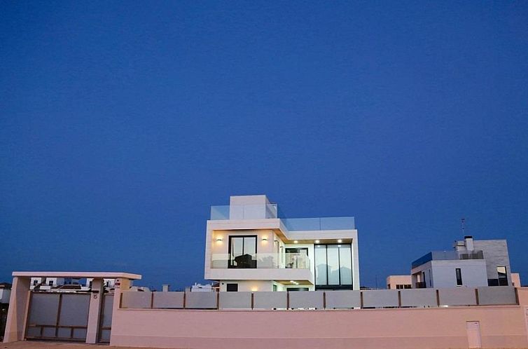 Vrijstaande woning in Orihuela