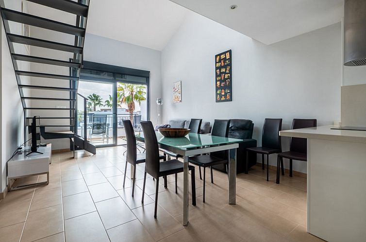 Geschakelde woning in Orihuela