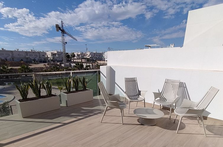 Geschakelde woning in Orihuela