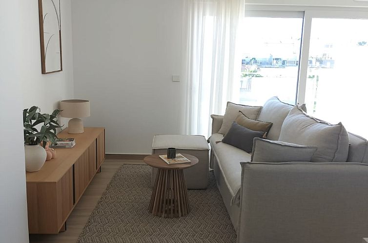 Geschakelde woning in Orihuela