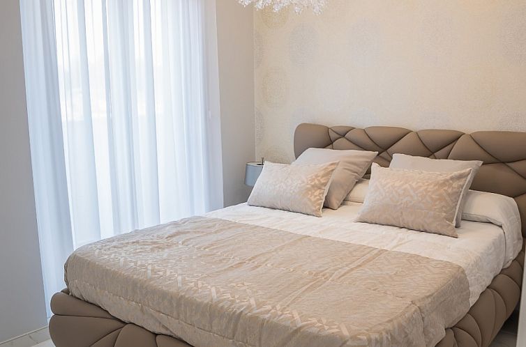 Geschakelde woning in Orihuela
