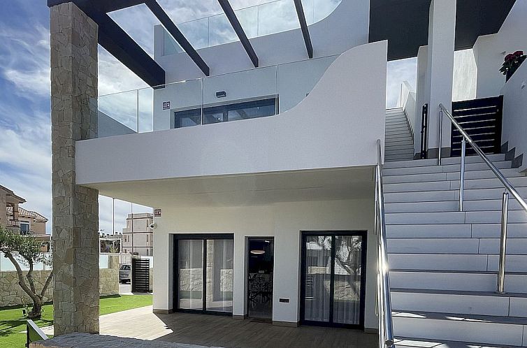 Geschakelde woning in Orihuela