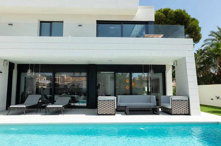Vrijstaande woning in Orihuela
