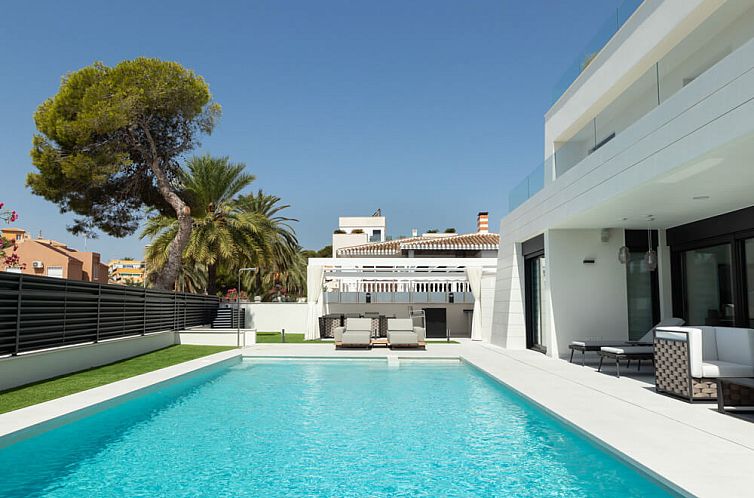 Vrijstaande woning in Orihuela