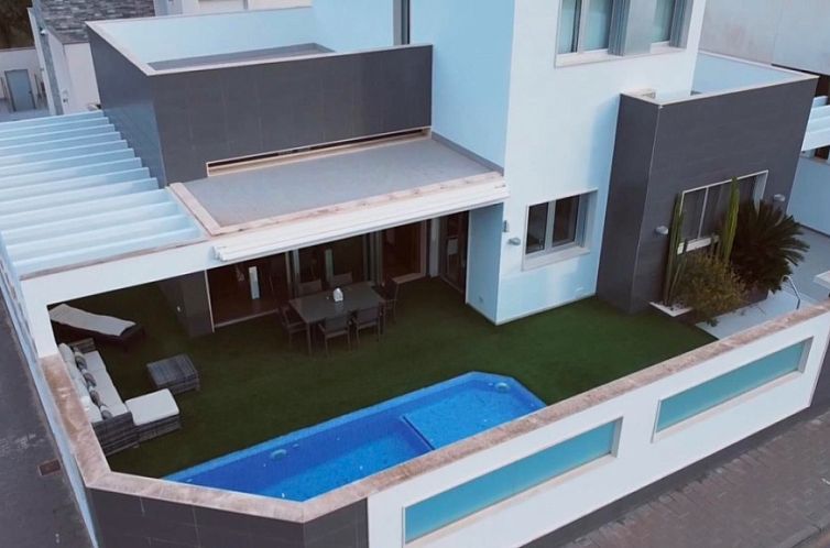 Vrijstaande woning in Orihuela