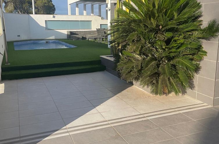 Vrijstaande woning in Orihuela