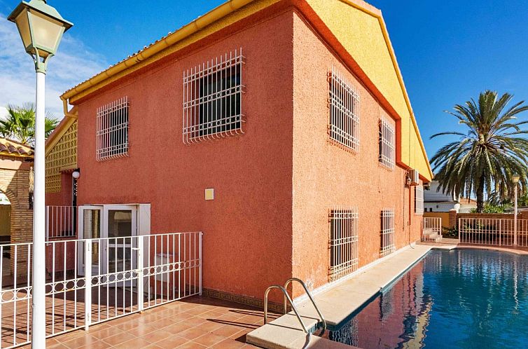 Vrijstaande woning in Orihuela