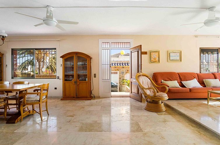 Vrijstaande woning in Orihuela