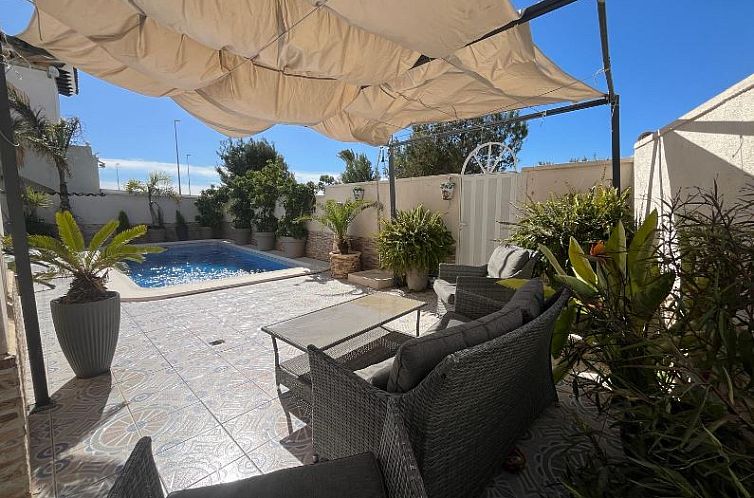 Vrijstaande woning in Orihuela