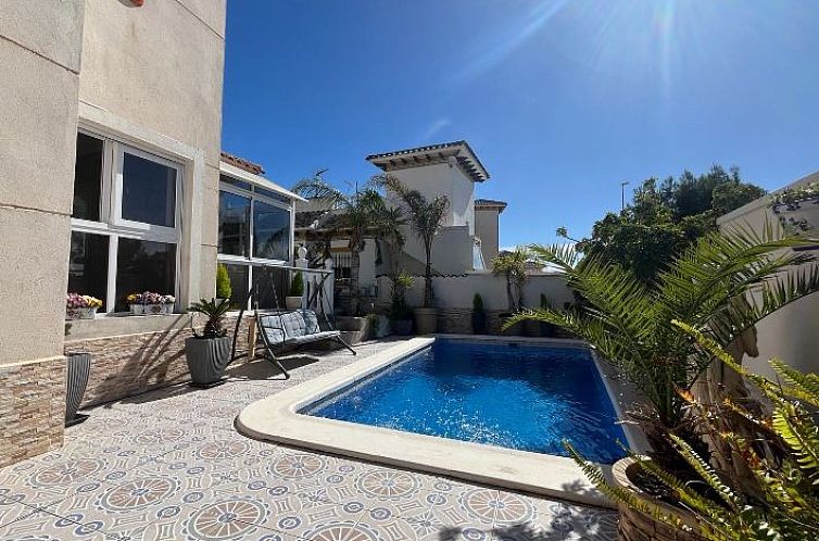 Vrijstaande woning in Orihuela