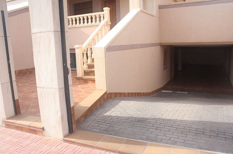 Geschakelde woning in Orihuela