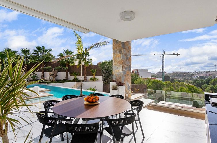 Vrijstaande woning in Orihuela