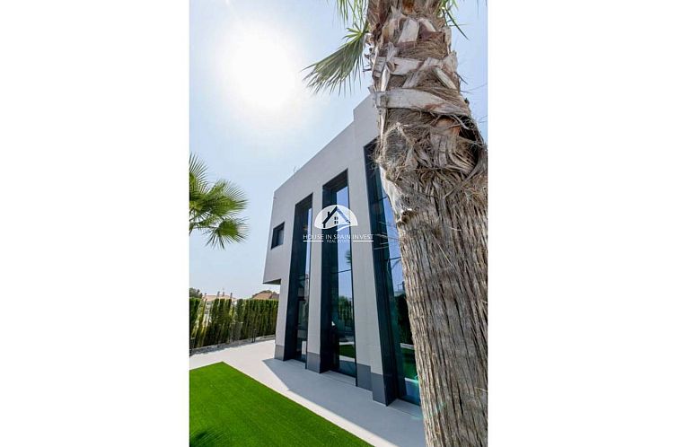 Vrijstaande woning in Orihuela